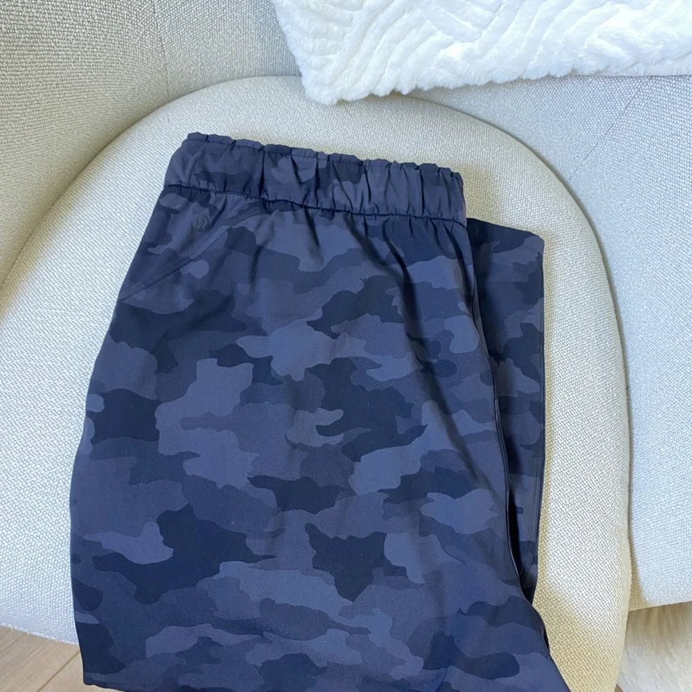 lululemon athletica Women’s Dark Camouflage Joggers